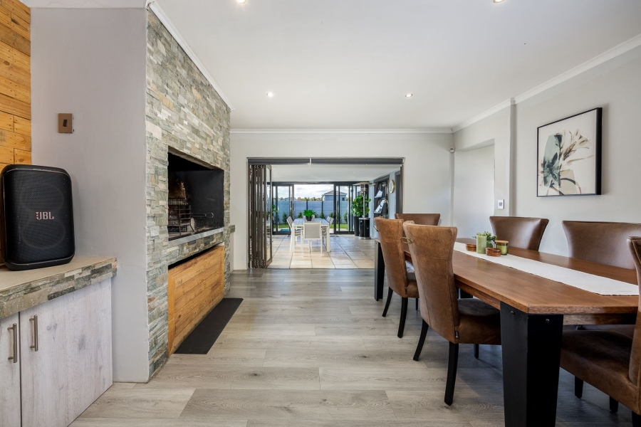 To Let 4 Bedroom Property for Rent in Wellway Park Western Cape